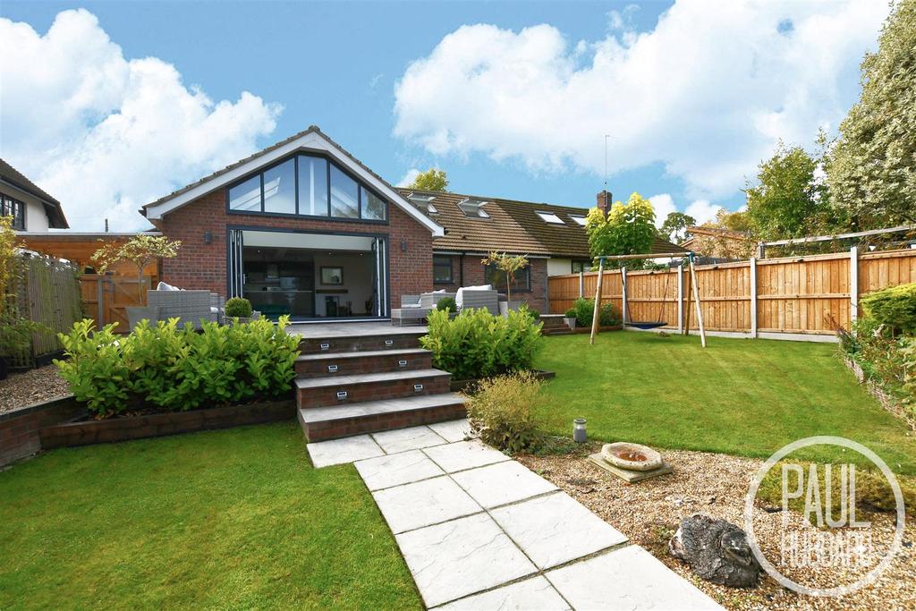 Borrow Road, Oulton Broad, Suffolk 4 bed semidetached bungalow £500,000