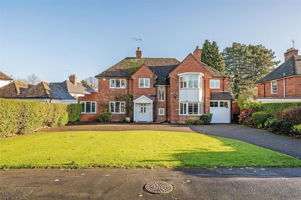 Brueton Avenue, Solihull Fantastic Central Solihull Location, Four Bedrooms, Potential to