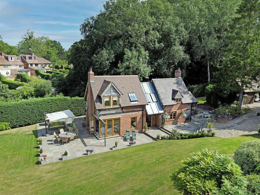 Mill Lane, Rowington with ANNEX 4 bed cottage for sale £1,500,000