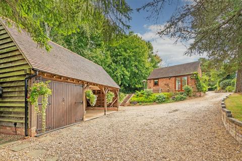 4 bedroom cottage for sale, Mill Lane, Rowington - with ANNEX