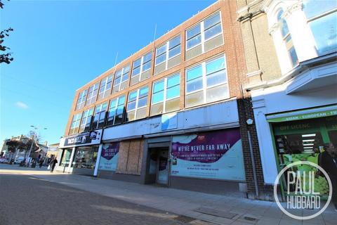 Retail property (high street) to rent, London Road North, Lowestoft, Suffolk