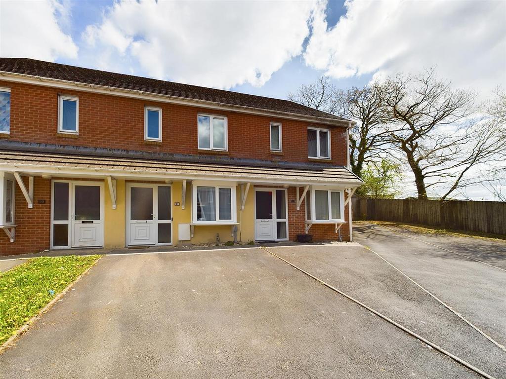 Clos Y Cwm, Penygroes, Llanelli 3 bed terraced house for sale £149,950