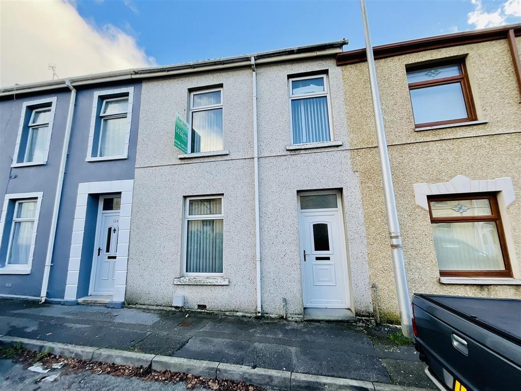 Swansea Road, Llanelli 4 bed terraced house £139,995