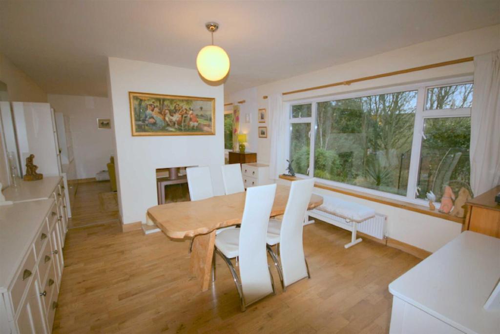 Pallinsburn, Cornhill On Tweed 4 bed semidetached bungalow £800 pcm