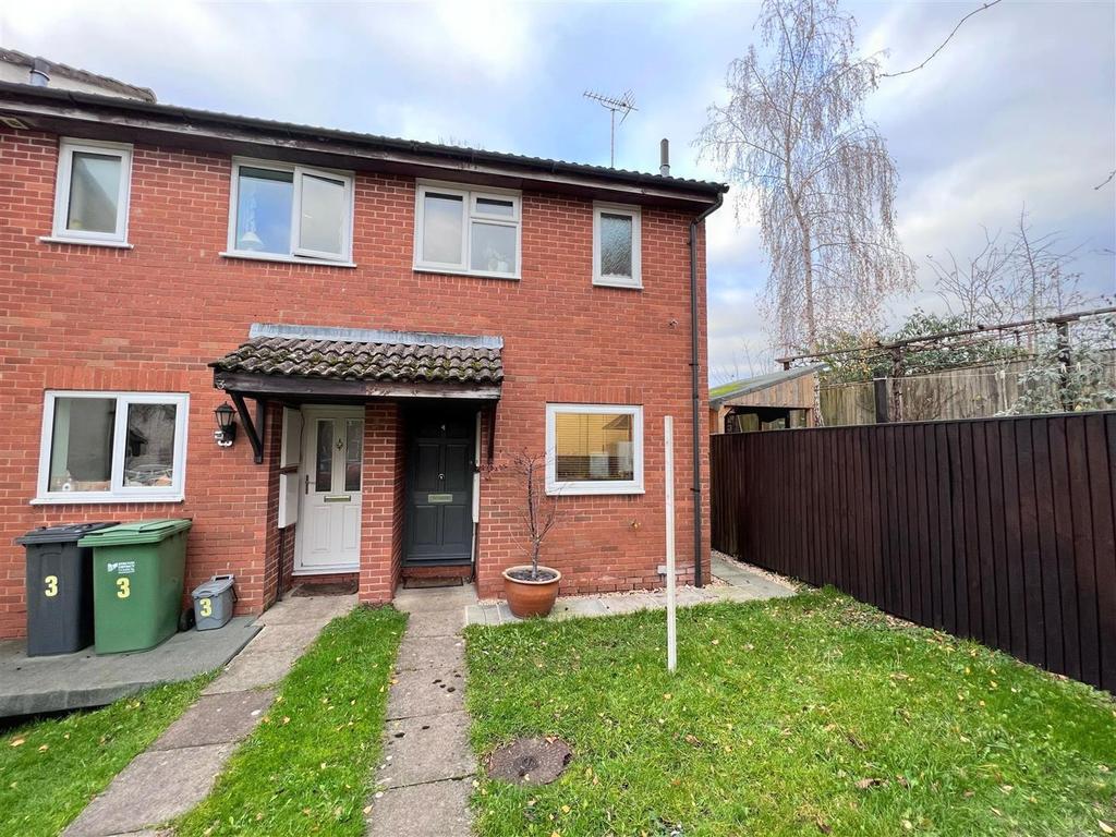 Stone Manor Court, Bisley Road, Stroud 2 bed end of terrace house £