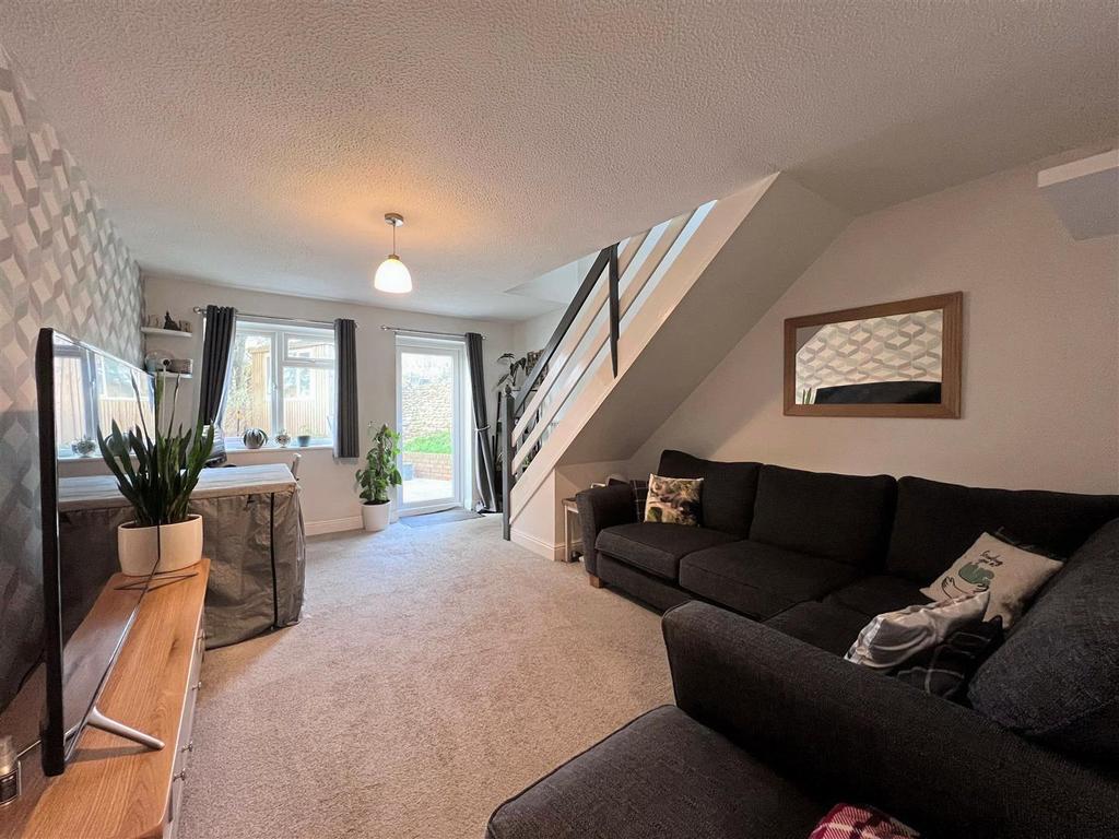 Stone Manor Court, Bisley Road, Stroud 2 bed end of terrace house £