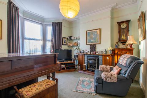 38 Llanfair Road, Cardiff, CF11 9QB