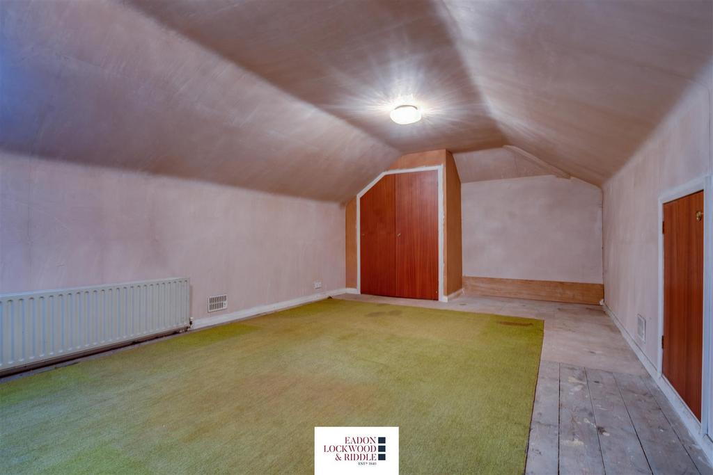 Loft Room 1-1.jpg