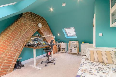 136 Easton Road, Bristol, BS5 0ET