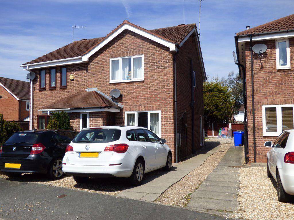 Wittering Close, Long Eaton NG10 1PN 2 bed semidetached house to rent