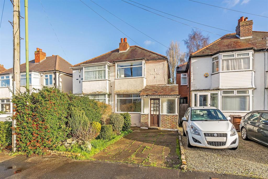 Summerfield Road, Solihull 2 bed semidetached house £240,000