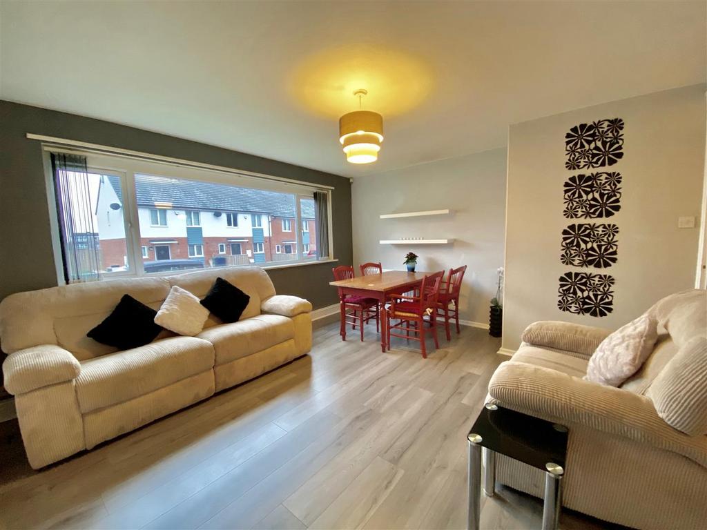 Meadow Lane, Dunston, Gateshead 2 bed apartment for sale £75,000