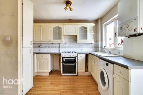 2 bedroom terraced house for sale, Clivesdale Drive, Hayes