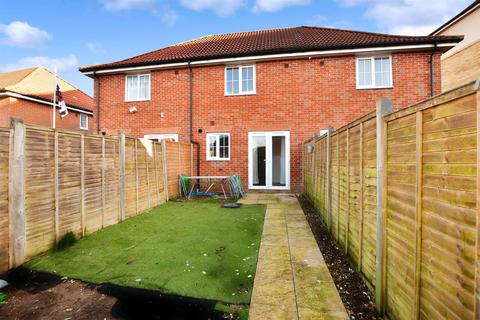 3 Central Boulevard, Aylesham, Canterbury, CT3 3FF