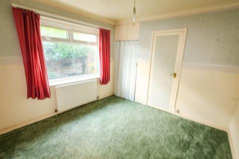 2 bedroom bungalow for sale - 107 Ffordd Penrhwylfa Prestatyn LL19 8BS