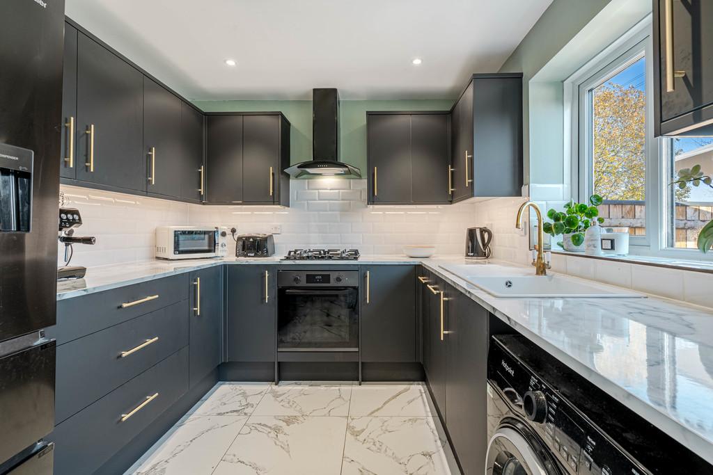 North Home Road, Cirencester 3 bed terraced house for sale £295,000