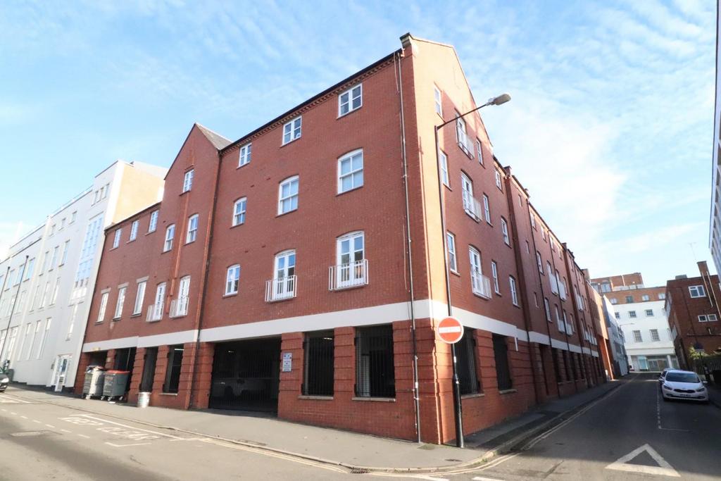 The Corner House Windsor Place, Leamington Spa 2 bed apartment £245,000