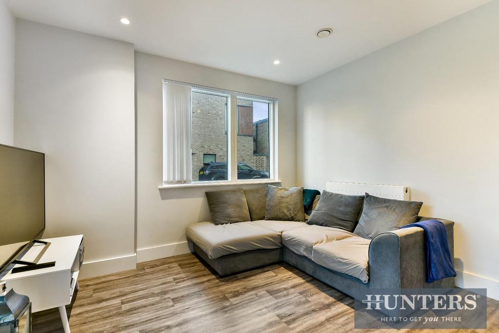IRONMONGER COURT, 22-14.jpg