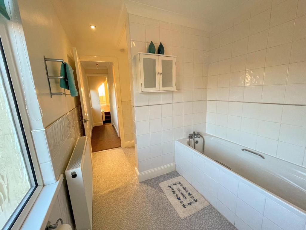 Bathroom/w.c
