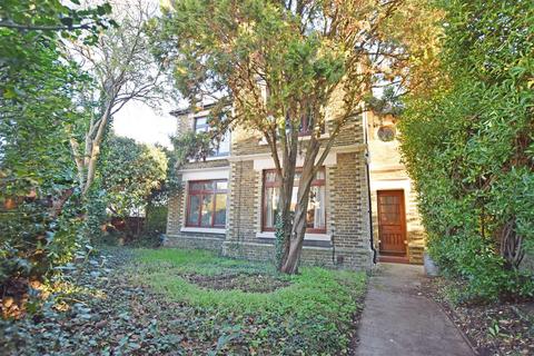 198 Barnsole Road, Gillingham, ME7 4JG