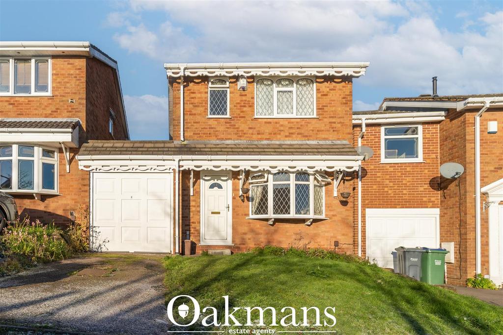 St. Brades Close, Tividale, Oldbury 3 bed house £900 pcm (£208 pw)