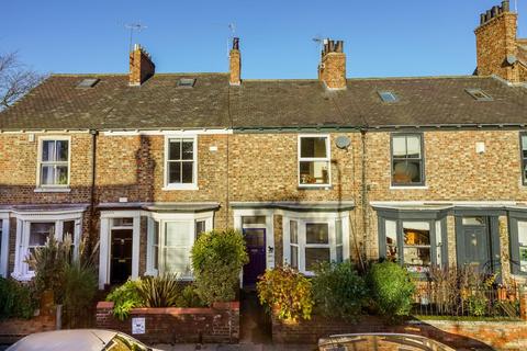 2 bedroom terraced house for sale - East Parade, York