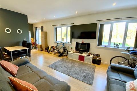 4 Bedale Close, Swallownest, Sheffield, S26 4NF