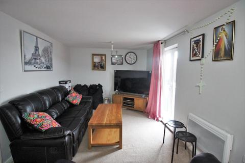 Flat 3, 3 Chantry Close, London, SE2 9NX