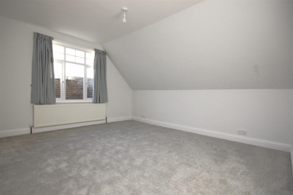 Bedroom 1.JPG