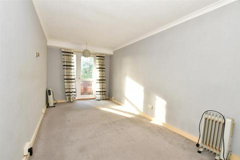 23 Tamar Square, Woodford Green, IG8 0EA