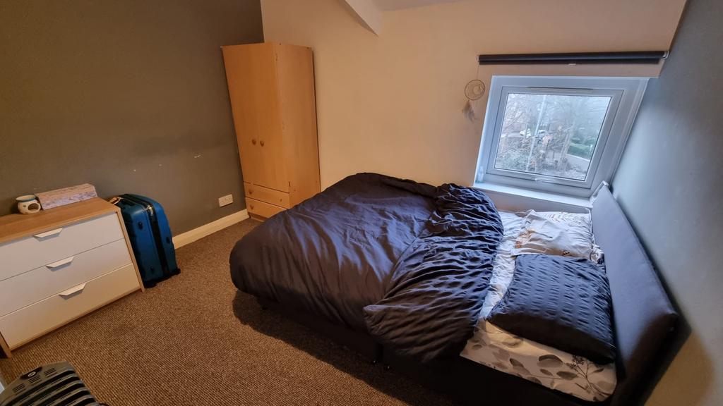 Anson Road, M14 5BZ 1 bed flat £775 pcm (£179 pw)