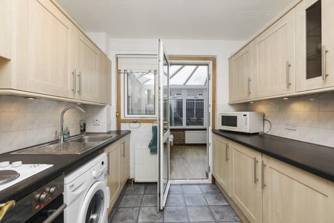 16 Barleyknowe Gardens, Gorebridge, EH23 4EX