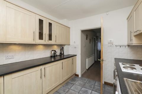 16 Barleyknowe Gardens, Gorebridge, EH23 4EX