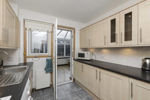 16 Barleyknowe Gardens, Gorebridge, EH23 4EX