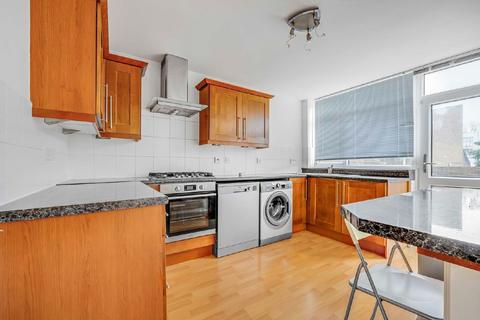 15 Blincoe Close, London, SW19 5PP
