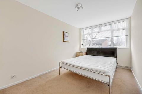 15 Blincoe Close, London, SW19 5PP