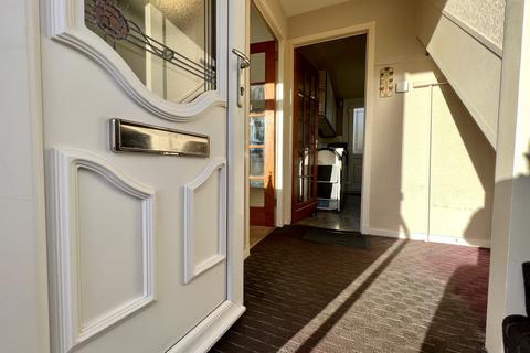 62 Larch Terrace, Beith, KA15 1EN