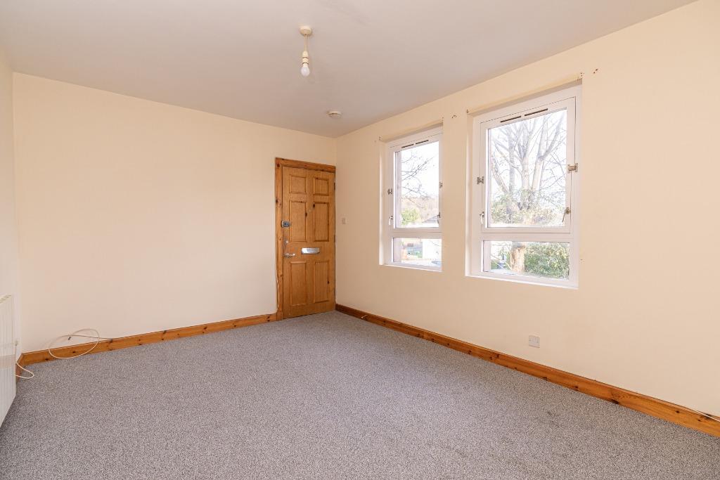 BALGREEN GARDENS, Edinburgh, EH12 2 bed flat £850 pcm (£196 pw)