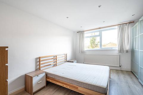 3 bedroom flat for sale, Holden Road, Woodside Park, London, N12