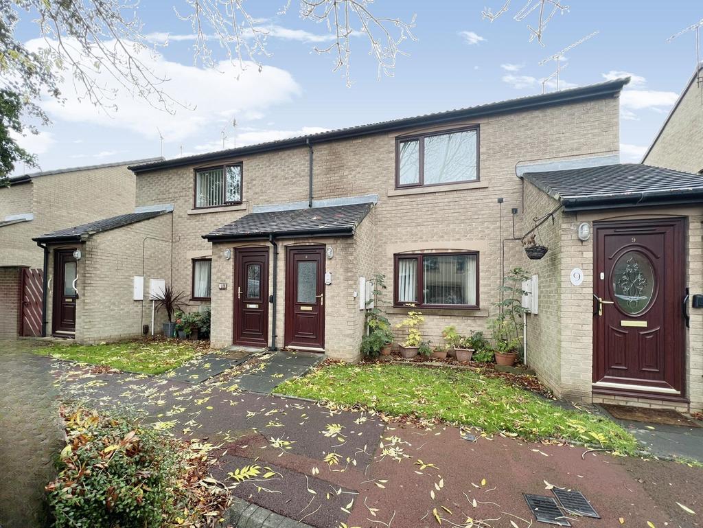 Bowes Court, South Gosforth... 2 bed flat £50,050