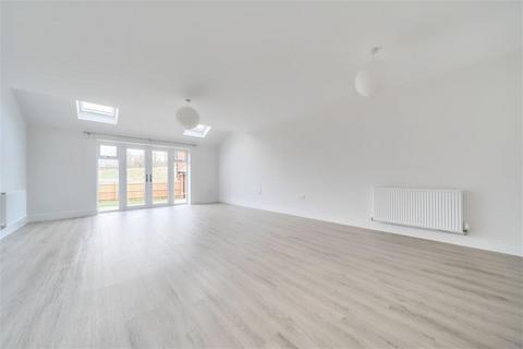 undefined, Rochford Grove, Horsham, RH12