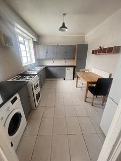 3 bedroom terraced house to rent - Hearnshaw Street, Ames cottage, london