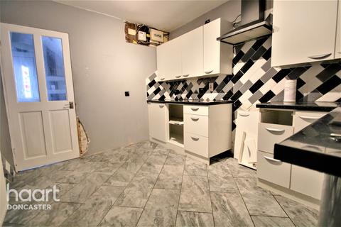 211 Broadway, Dunscroft, Doncaster, DN7 4HR