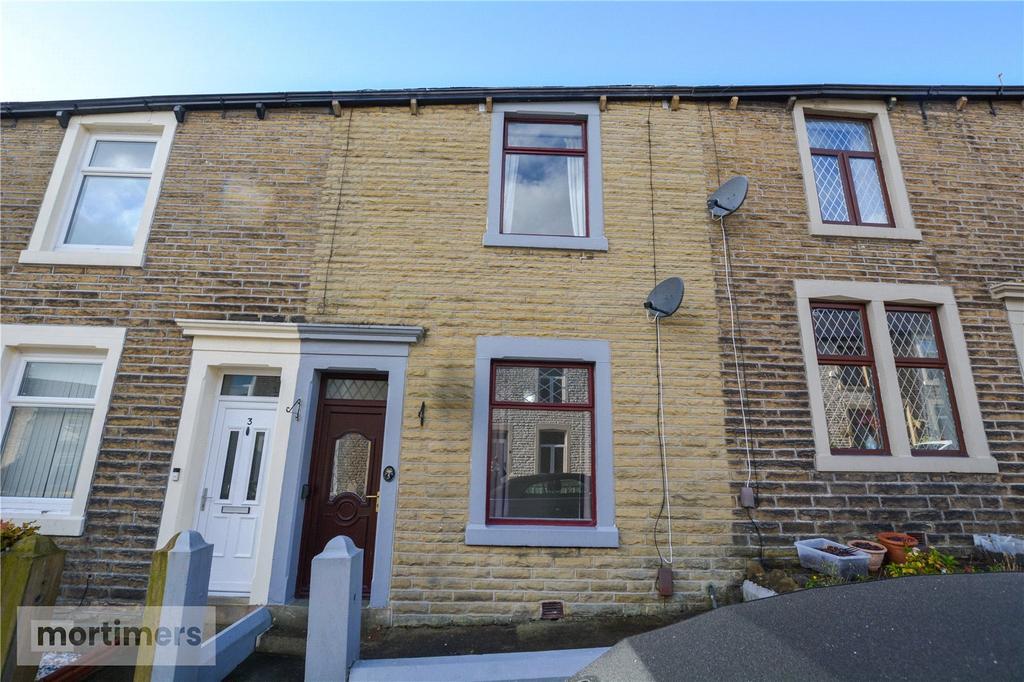 Haywood Road, Accrington, Lancashire... 2 bed terraced house £595 pcm