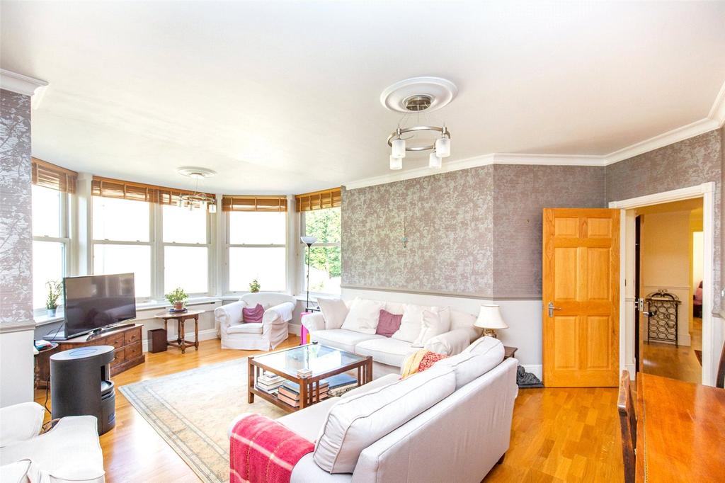 Stoke Park Road South, Bristol, BS9 2 bed apartment £1,700 pcm (£392 pw)