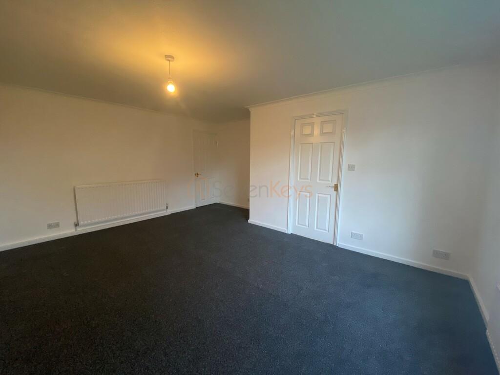 Living room 2