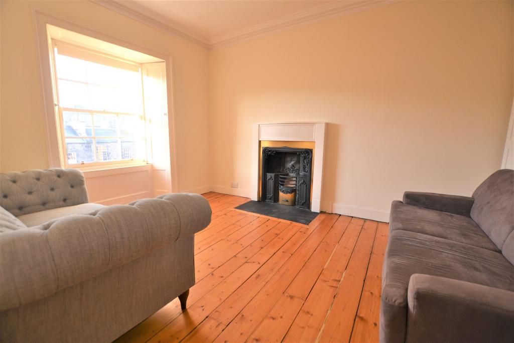Apartment in Edinburgh, Stockbridge - View 2
