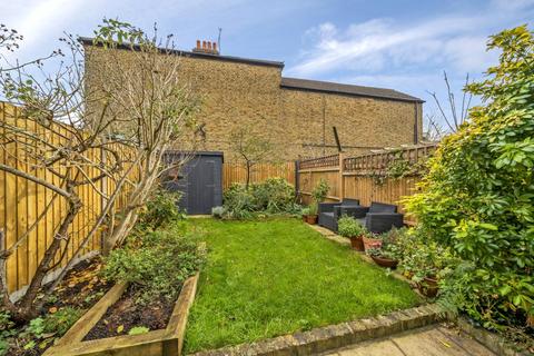 12 Bickersteth Road, London, SW17 9SF