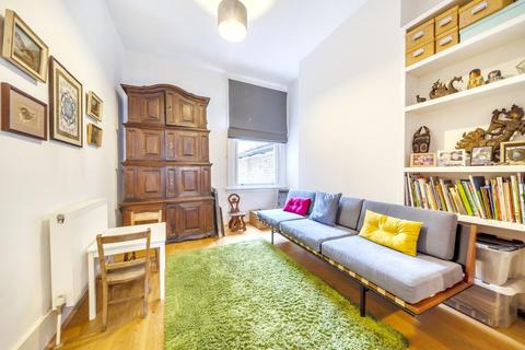 12 Bickersteth Road, London, SW17 9SF