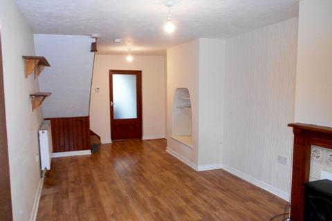 2 bedroom terraced house to rent, New Street, Caernarfon